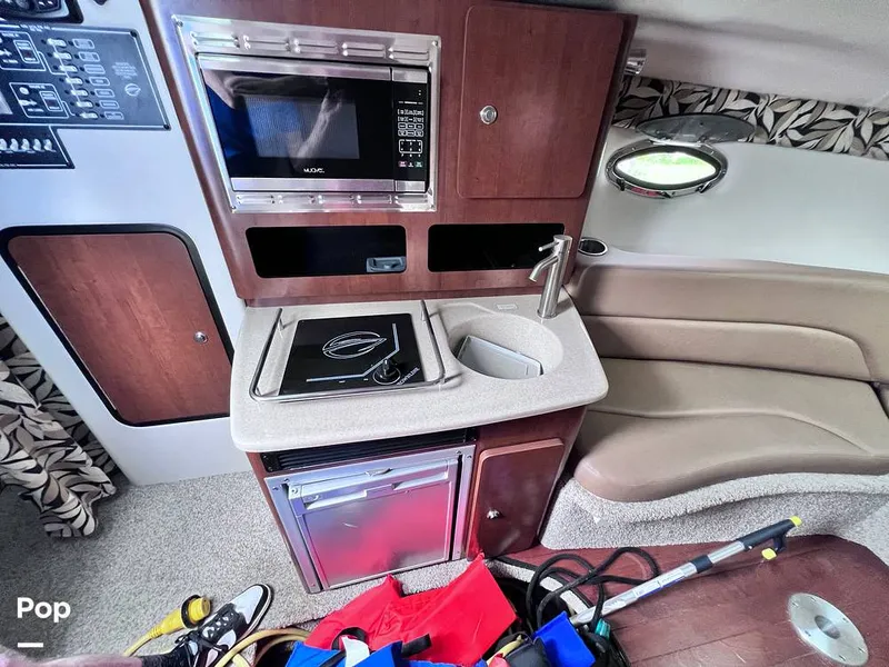 Slide: The Image of Crownline Boats 264 CR 2022 - 16643715