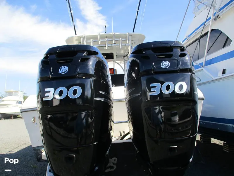 Slide: The Image of Hydra-Sports 3300 Vector Sport Fisherman 1989 - 16683763