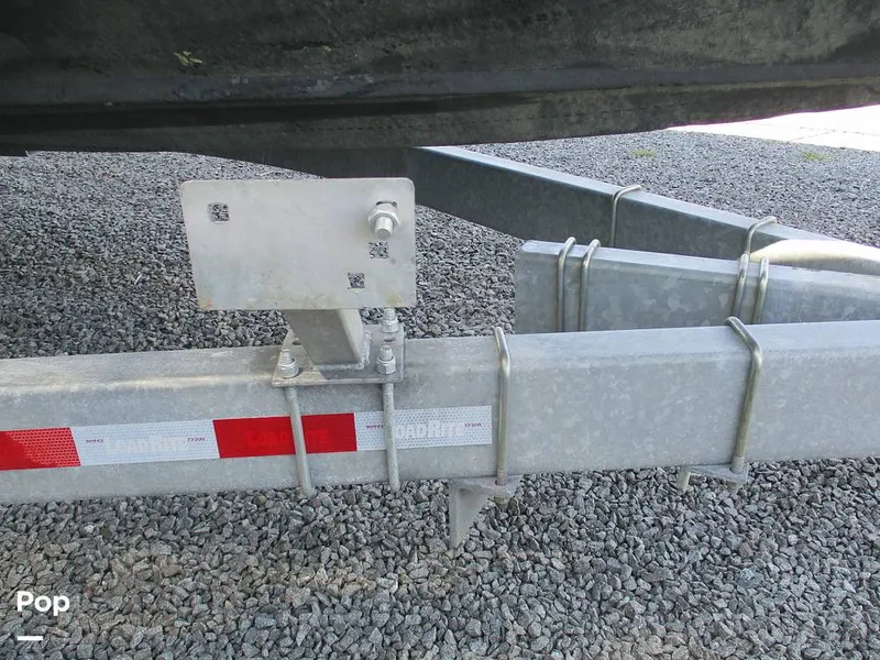 Slide: The Image of SPARE TIRE MOUNT - 16683821