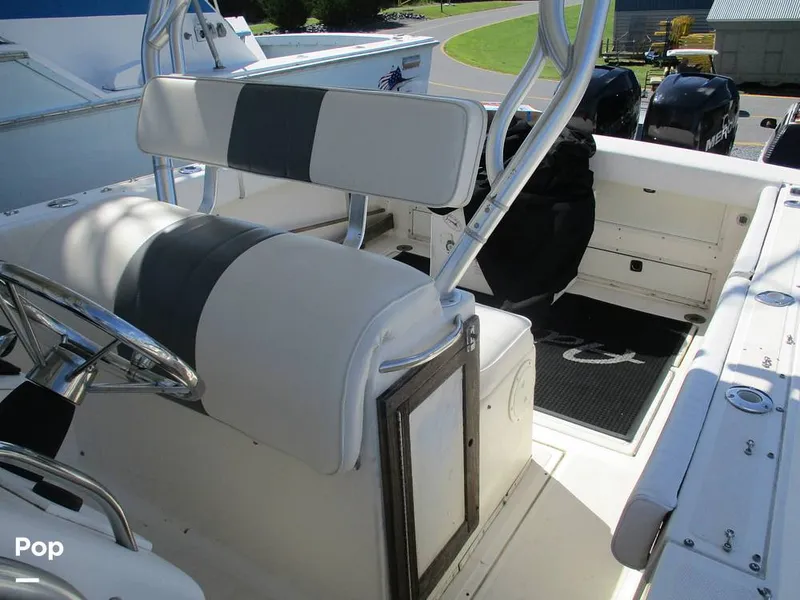 Slide: The Image of Hydra-Sports 3300 Vector Sport Fisherman 1989 - 16683955