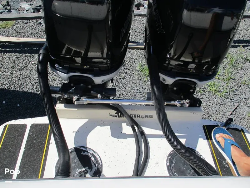 Slide: The Image of Hydra-Sports 3300 Vector Sport Fisherman 1989 - 16683889