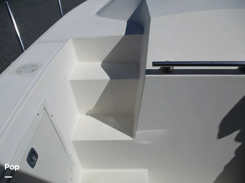 Slide: The Image of Hydra-Sports 3300 Vector Sport Fisherman 1989 - 16683937