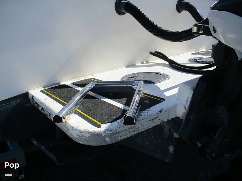 Slide: The Image of Hydra-Sports 3300 Vector Sport Fisherman 1989 - 16683770