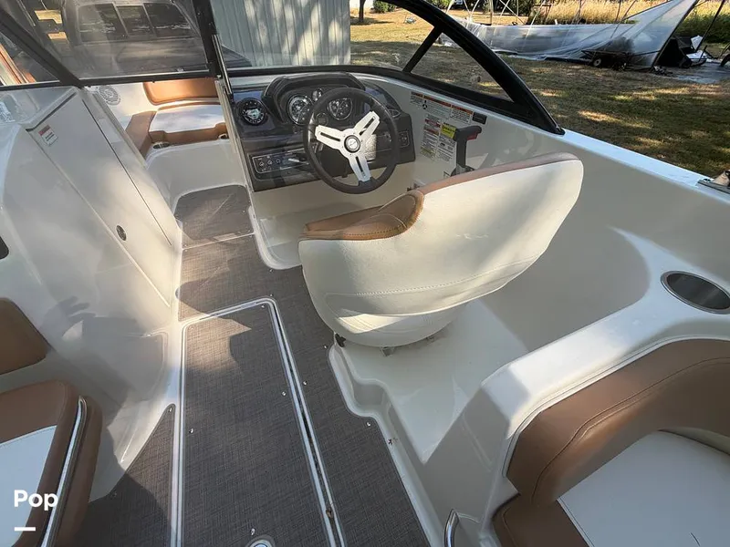 Slide: The Image of Bayliner VR6 2021 - 16668167