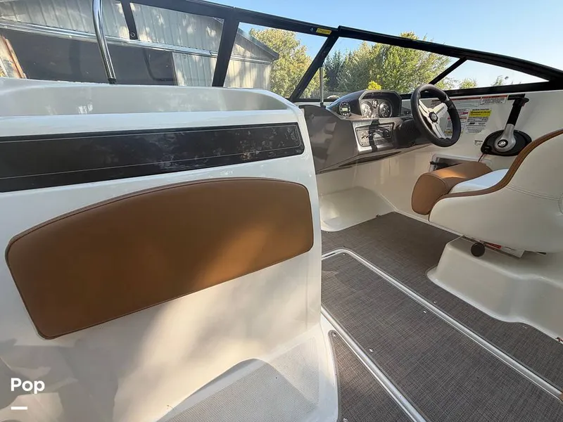 Slide: The Image of Bayliner VR6 2021 - 16668153
