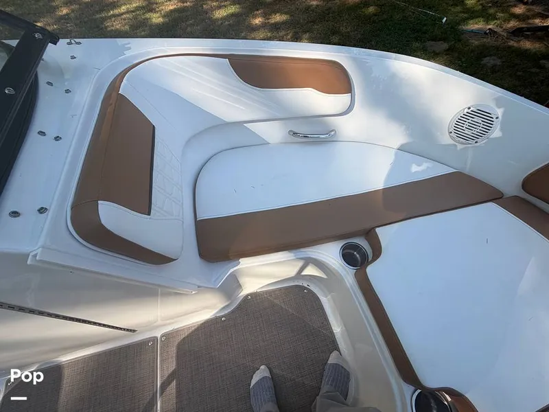 Slide: The Image of Bayliner VR6 2021 - 16668150