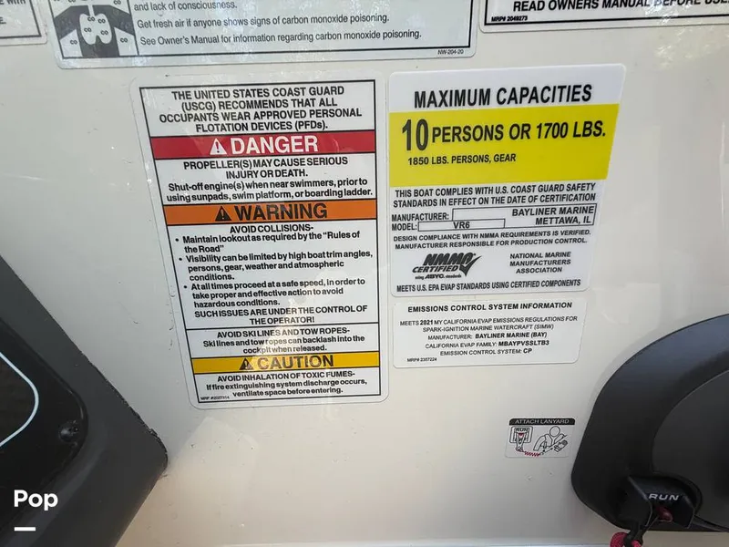 Slide: The Image of Bayliner VR6 2021 - 16668159