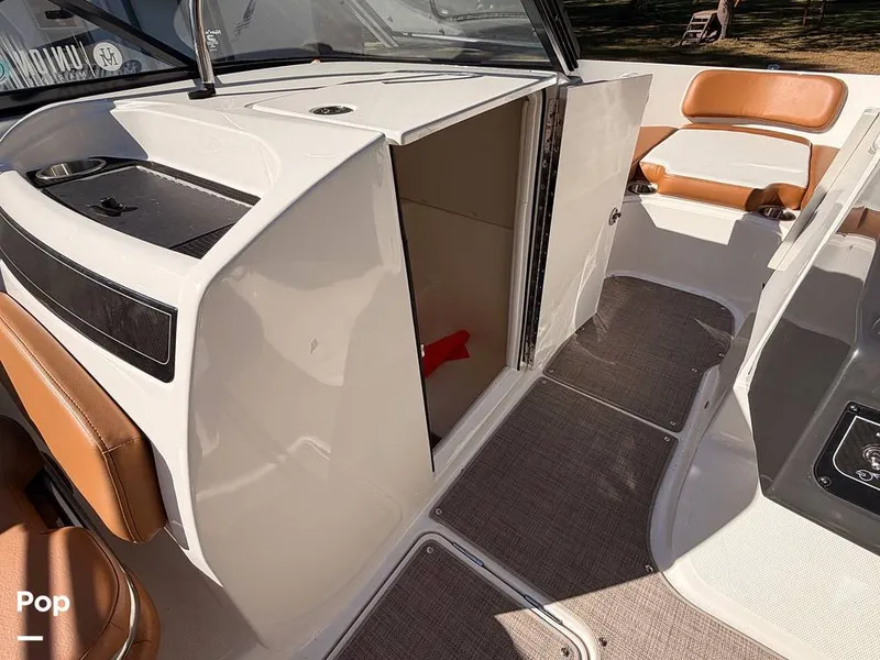 Slide: The Image of Bayliner VR6 2021 - 16648998