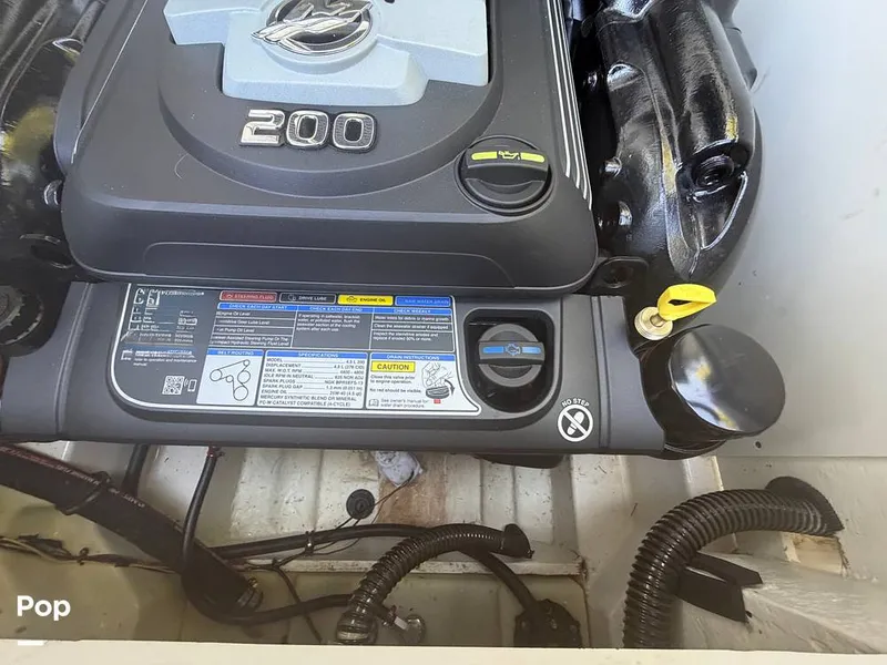 Slide: The Image of Bayliner VR6 2021 - 16674558