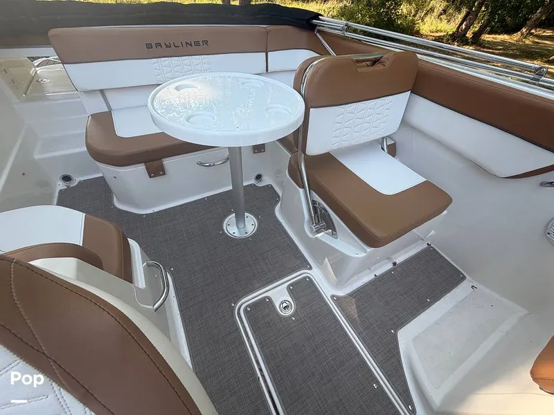 Slide: The Image of Bayliner VR6 2021 - 16668141
