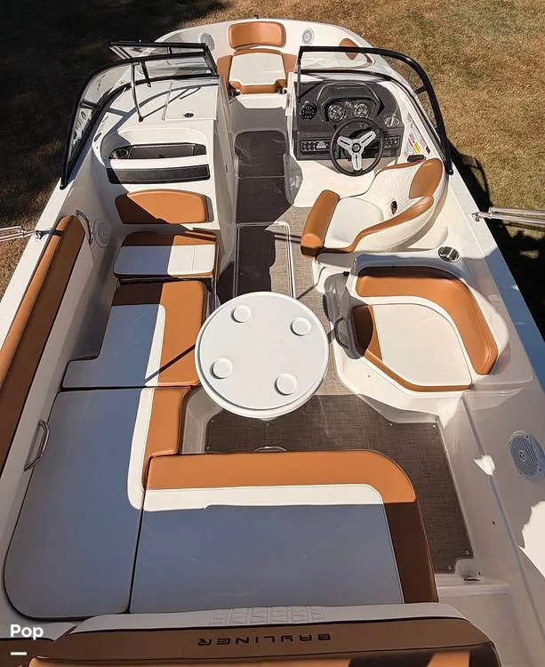 Slide: The Image of Bayliner VR6 2021 - 16648993