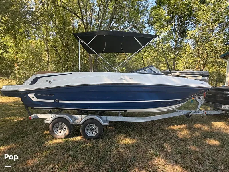 Slide: The Image of Bayliner VR6 2021 - 16667927