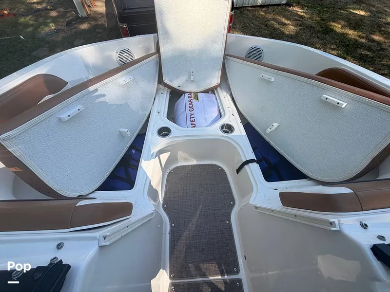 Slide: The Image of Bayliner VR6 2021 - 16668146