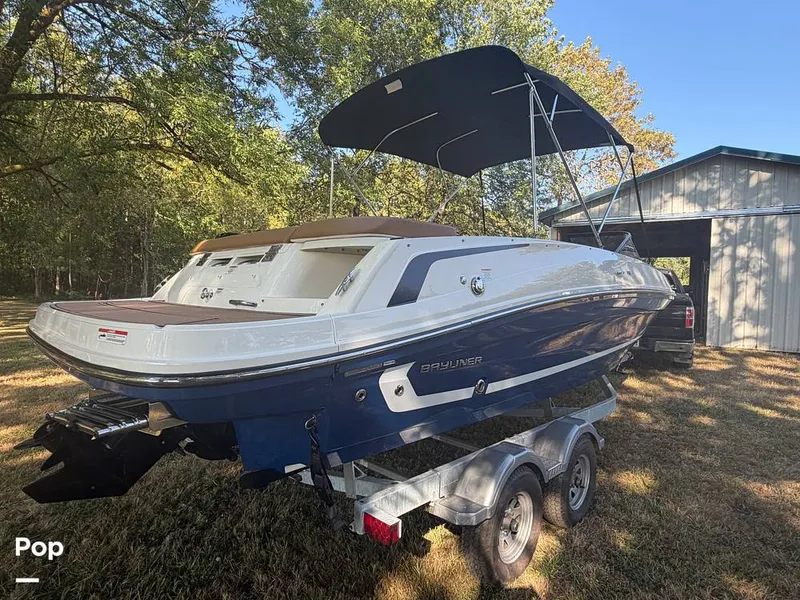 Slide: The Image of Bayliner VR6 2021 - 16667928