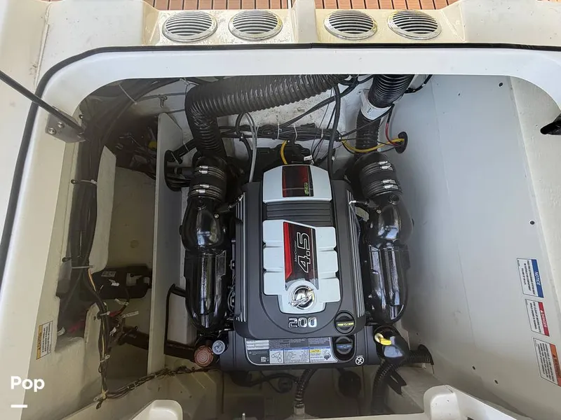 Slide: The Image of Bayliner VR6 2021 - 16674557