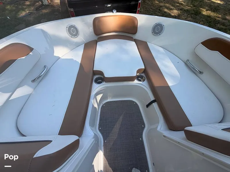 Slide: The Image of Bayliner VR6 2021 - 16668149