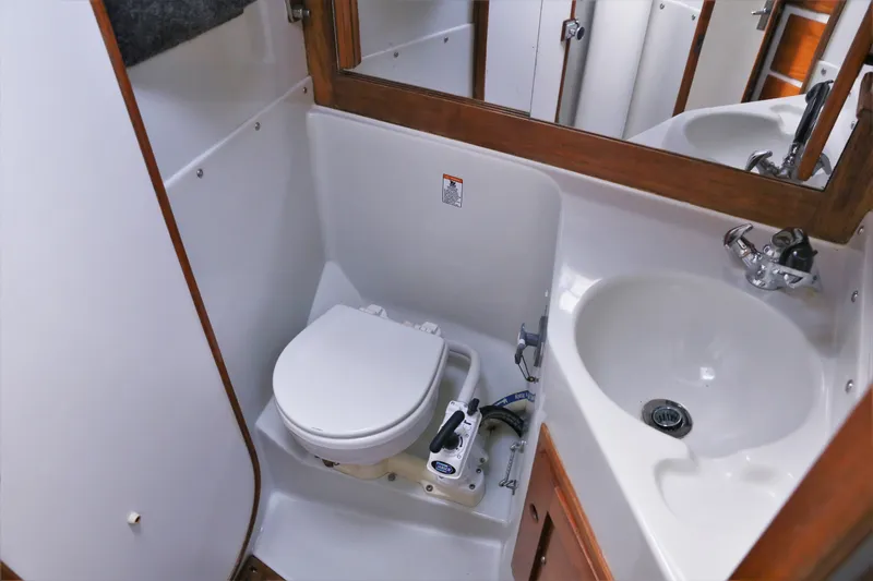 Slide: The Image of J Boats J/35C 1990 - 16