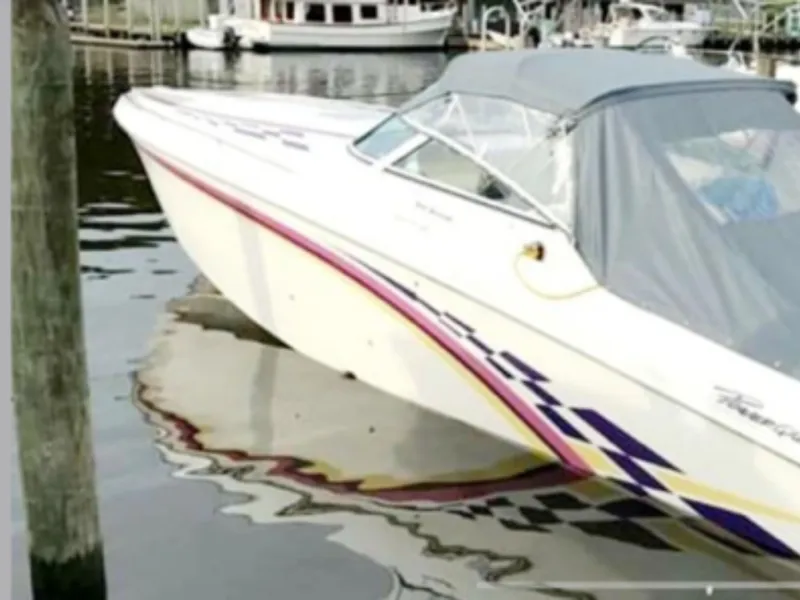 Slide: The Image of Powerquest 380 AVENGER 1999 - 6