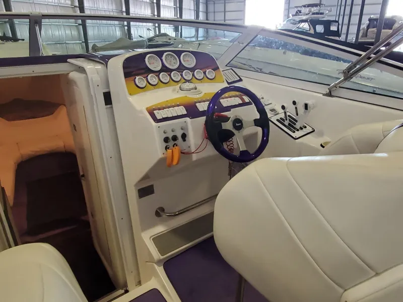 Slide: The Image of Powerquest 380 AVENGER 1999 - 9