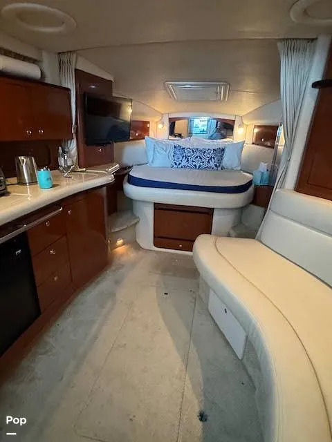 Slide: The Image of Sea Ray 320 Sundancer 2002 - 16646914
