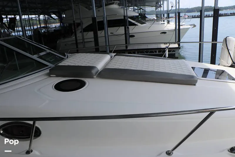 Slide: The Image of Sea Ray 320 Sundancer 2002 - 16674707