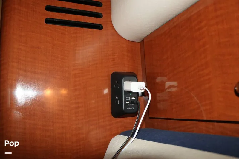 Slide: The Image of Sea Ray 320 Sundancer 2002 - 16674786