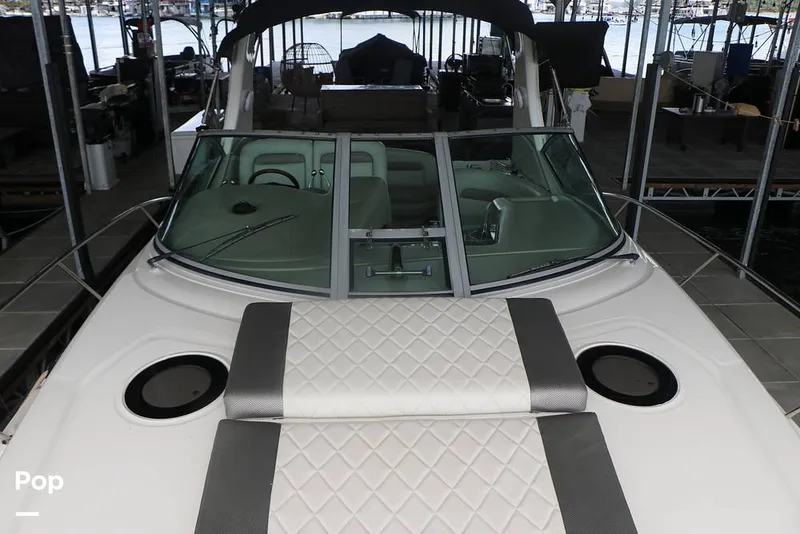 Slide: The Image of Sea Ray 320 Sundancer 2002 - 16674830