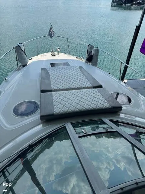 Slide: The Image of Sea Ray 320 Sundancer 2002 - 16646913