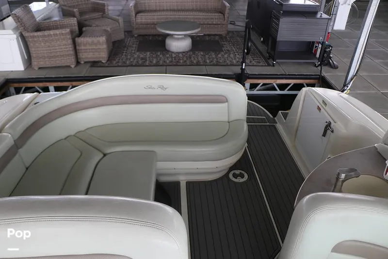 Slide: The Image of Sea Ray 320 Sundancer 2002 - 16674766