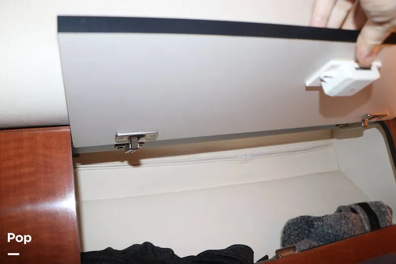 Slide: The Image of Sea Ray 320 Sundancer 2002 - 16674787