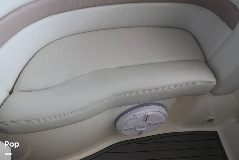 Slide: The Image of Sea Ray 320 Sundancer 2002 - 16674759