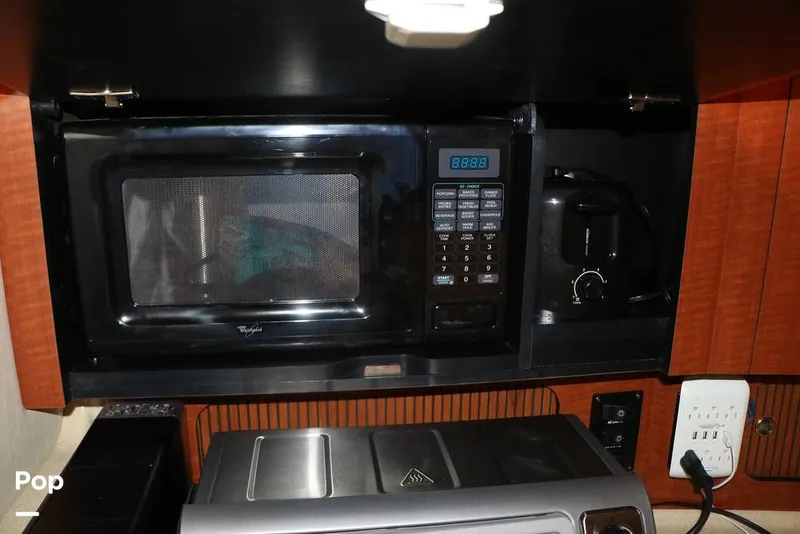 Slide: The Image of Sea Ray 320 Sundancer 2002 - 16674773