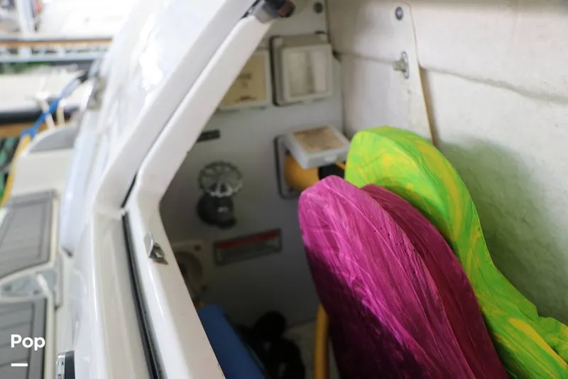 Slide: The Image of Sea Ray 320 Sundancer 2002 - 16674717