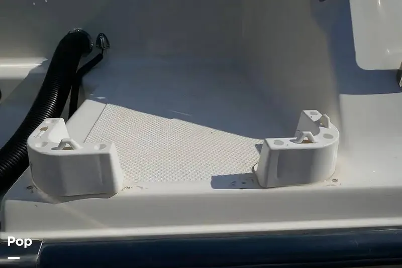 Slide: The Image of Key West 2300 Bluewater 2000 - 16659713