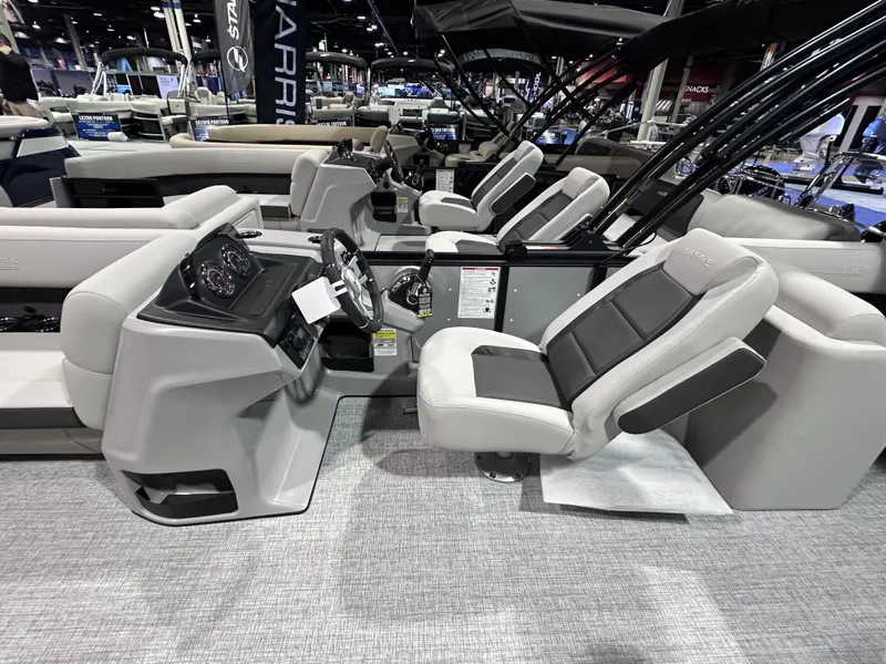 Slide: The Image of Harris 210 Cruiser 2025 - 6