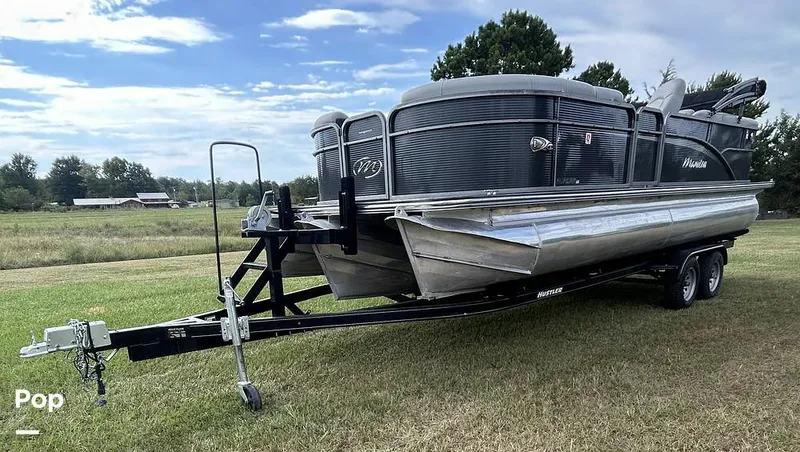 Slide: The Image of Manitou 23 Aurora LE 2020 - 16683706