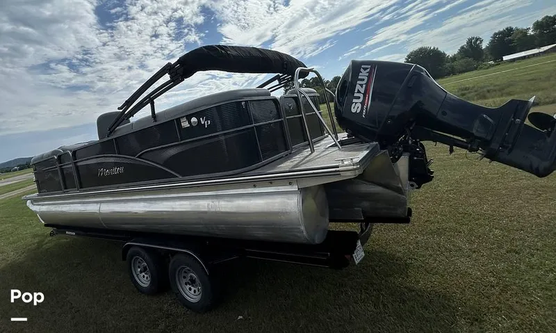 Slide: The Image of Manitou 23 Aurora LE 2020 - 16683724