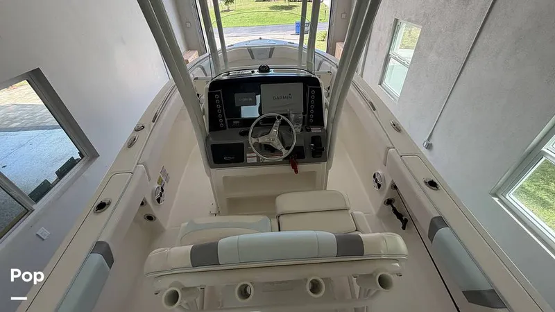 Slide: The Image of Robalo R230 CC 2020 - 16711537