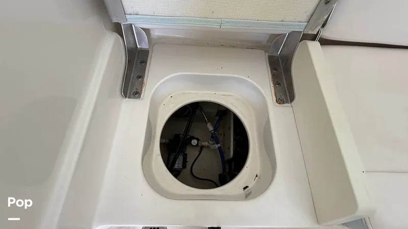 Slide: The Image of Robalo R230 CC 2020 - 16711562