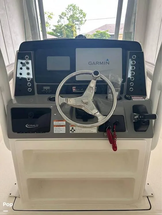 Slide: The Image of Robalo r230 cc 2020 - 16659001