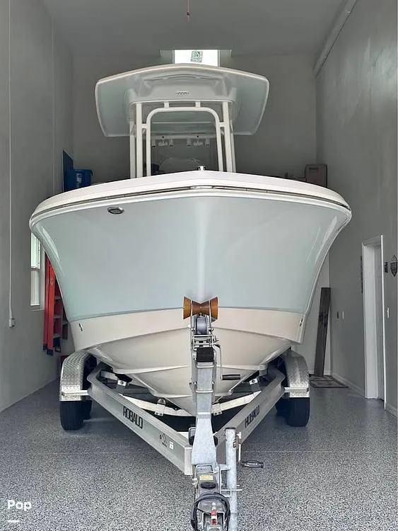 Slide: The Image of Robalo r230 cc 2020 - 16659022