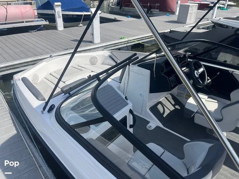 Slide: The Image of Yamaha SX190 2024 - 16689523