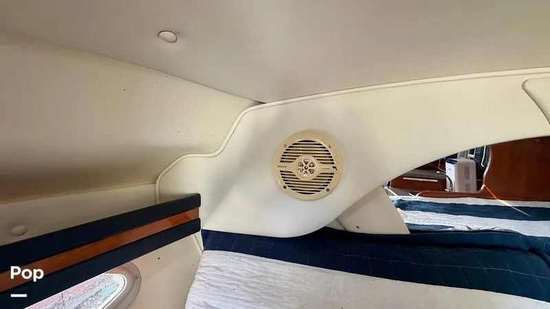 Slide: The Image of Rinker 312 Fiesta Vee 2004 - 16813712