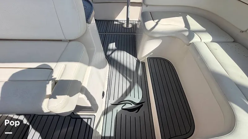 Slide: The Image of Rinker 312 Fiesta Vee 2004 - 16813846