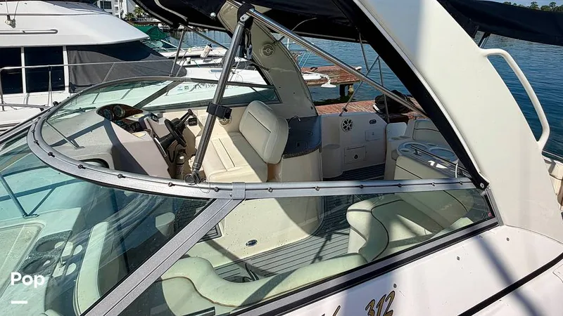 Slide: The Image of Rinker 312 Fiesta Vee 2004 - 16813859