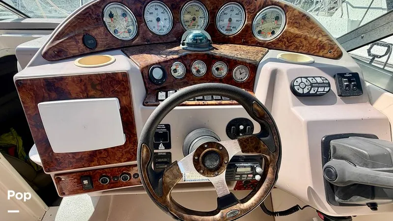 Slide: The Image of Rinker 312 Fiesta Vee 2004 - 16813795