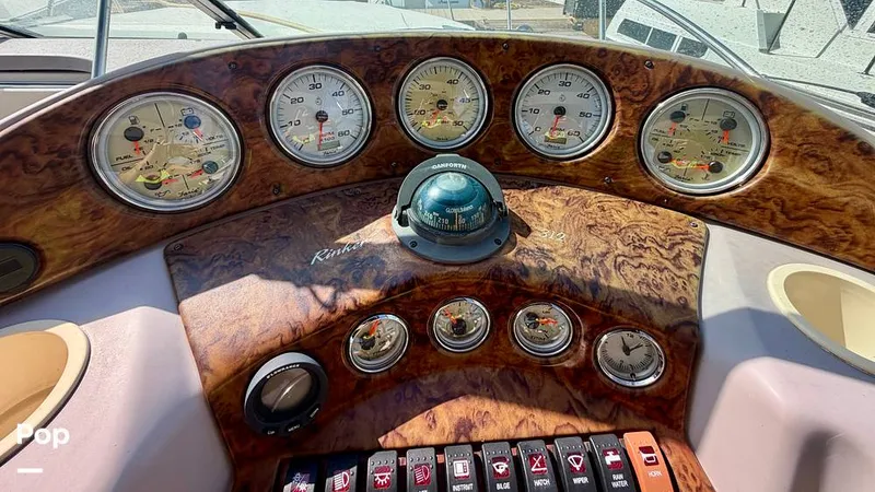 Slide: The Image of Rinker 312 Fiesta Vee 2004 - 16813787