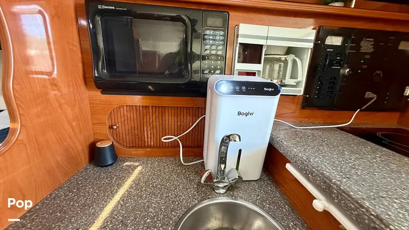Slide: The Image of Rinker 312 Fiesta Vee 2004 - 16813761