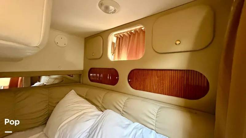Slide: The Image of Rinker 312 Fiesta Vee 2004 - 16813741