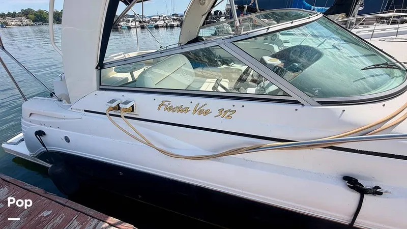 Slide: The Image of Rinker 312 Fiesta Vee 2004 - 16813870